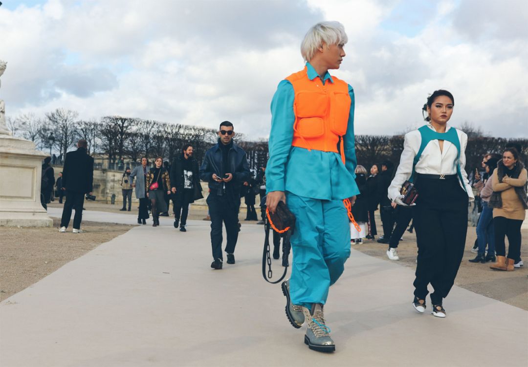 比起看不懂的T台时尚，这可能是最实穿的时装