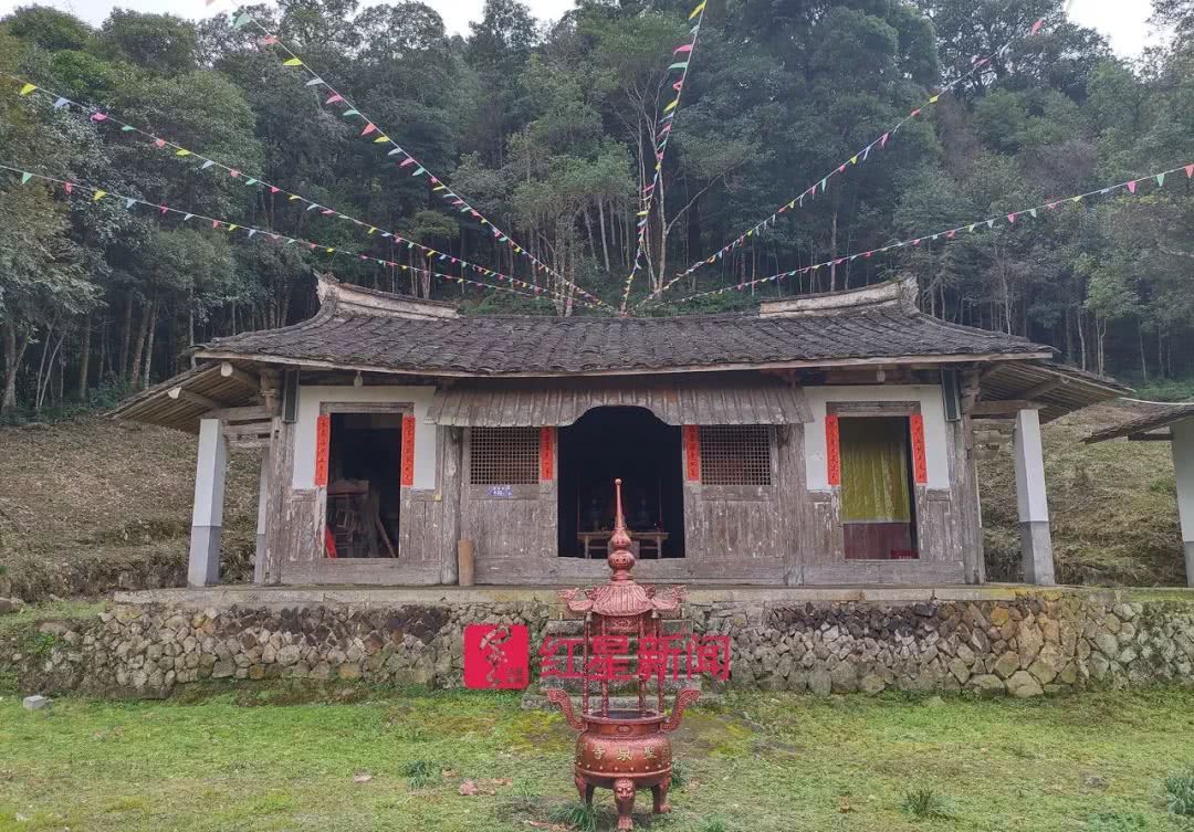 陈公庙 严雨程 摄