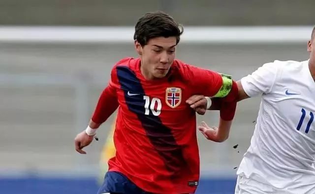 国足进军世界杯捷径:师从德法,归化球员