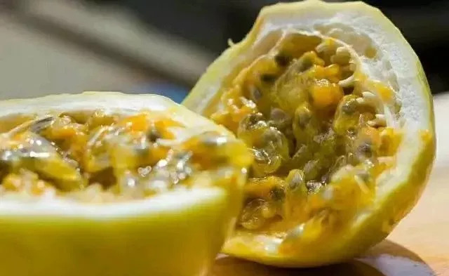 夏天晒黑不用哭!维C含量=18个橙子,一天一个,