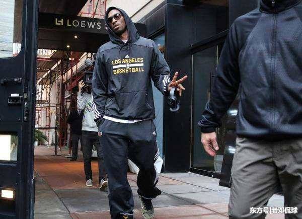 街拍nba球星生活照,诺阿像迪克牛仔 帕森斯带伤撩妹
