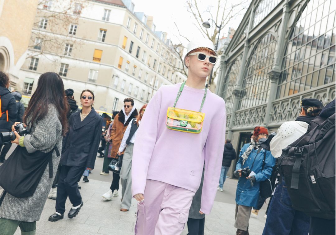 比起看不懂的T台时尚，这可能是最实穿的时装