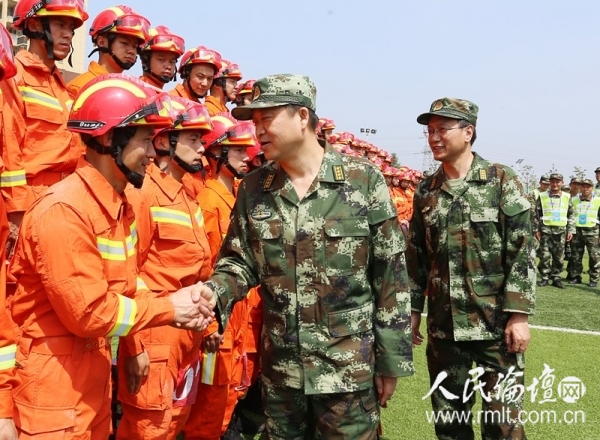 湖北消防部队迎来应急管理部消防局首次冬季练