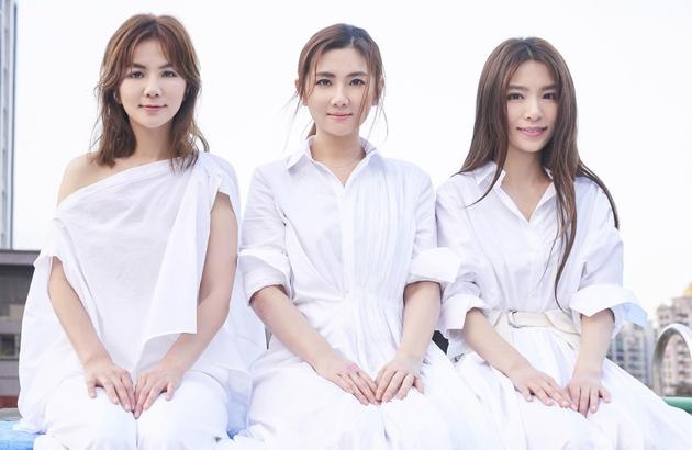 SHE17周年合体音乐会确定 与粉丝同庆门票一