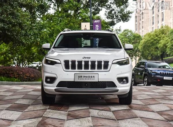 全新Jeep自由光实拍 由里到外焕然一新