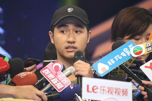 19歲兒子言論不當，吳宗憲眼泛淚光道歉：讓他離開演藝圈