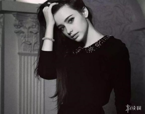 ˼侫飡˹崿ŮDasha Taran