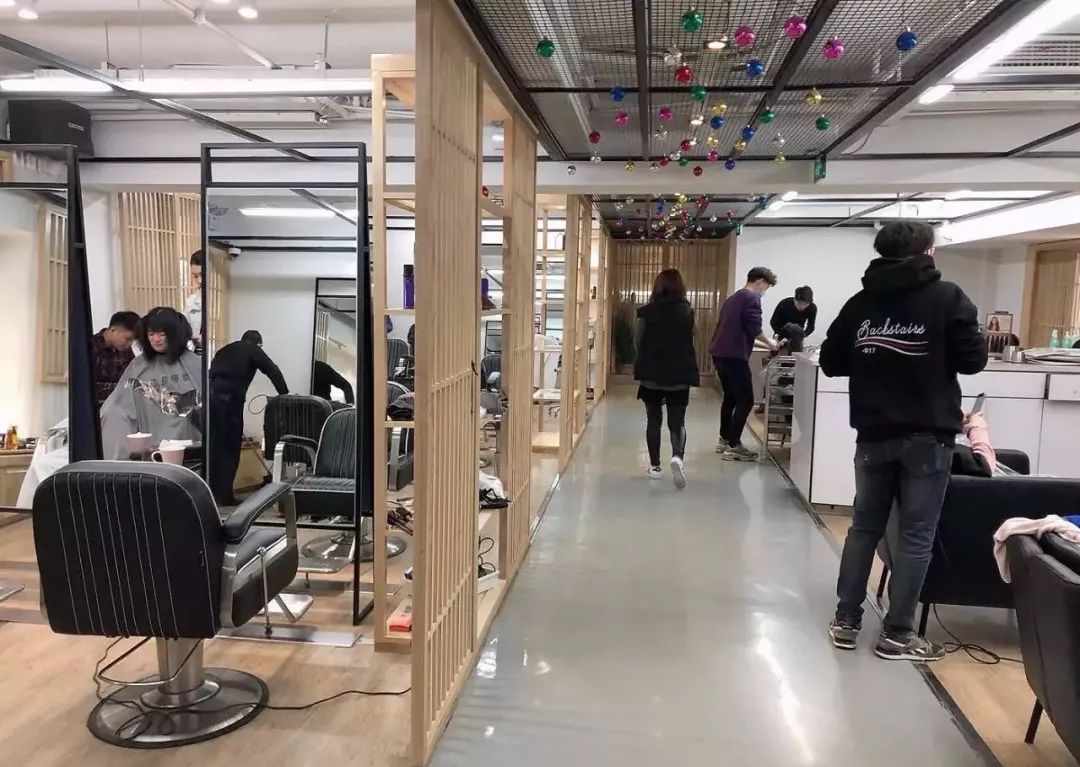 半岛体育,半岛体育官方网站,百家乐棋牌返水最高平台,半岛体育官网入口链接学化妆、做造型……峨眉这场活动让女性绽放独特光彩！