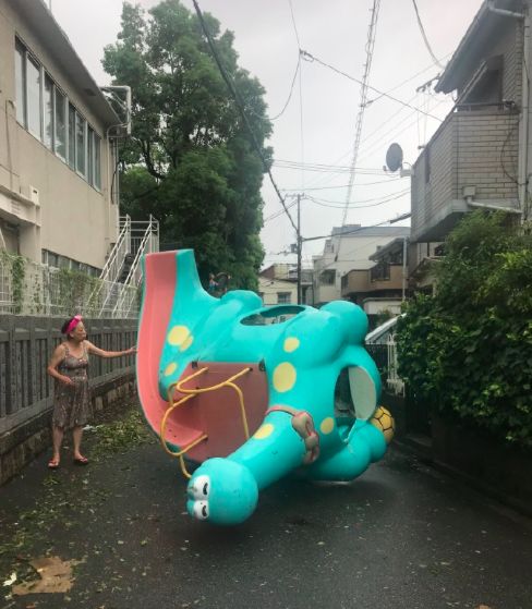 225年最强台风席卷日本,700名中国游客滞留大