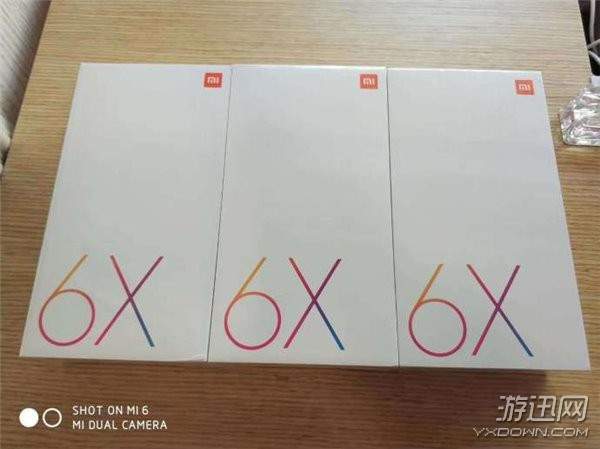 小米6X手机开箱照曝光 全金属机身,搭载高通骁