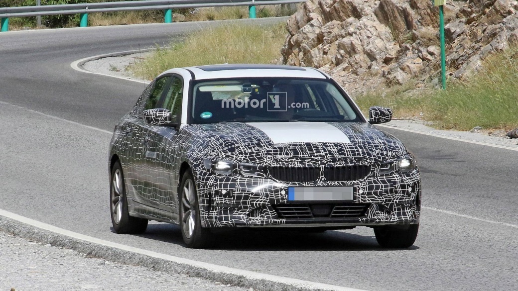 BMW 3系电动版谍照曝光 或于年内正式发布