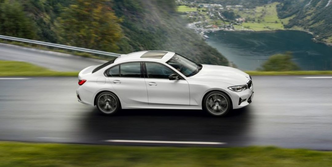 全新宝马3系涉嫌抄袭?宝马粉儿说这跟众泰不一样|聚论