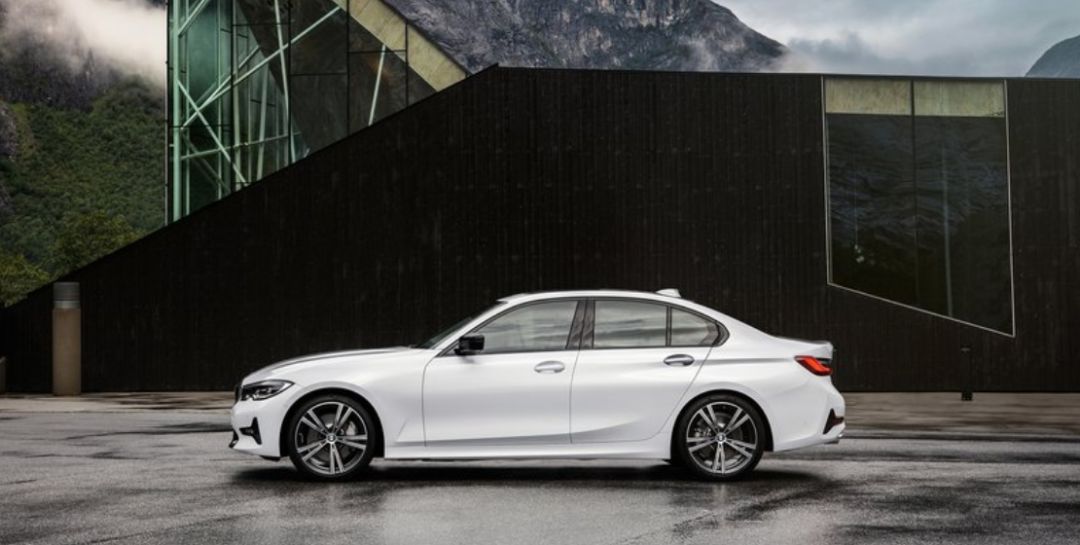 全新宝马3系涉嫌抄袭?宝马粉儿说这跟众泰不一样|聚论