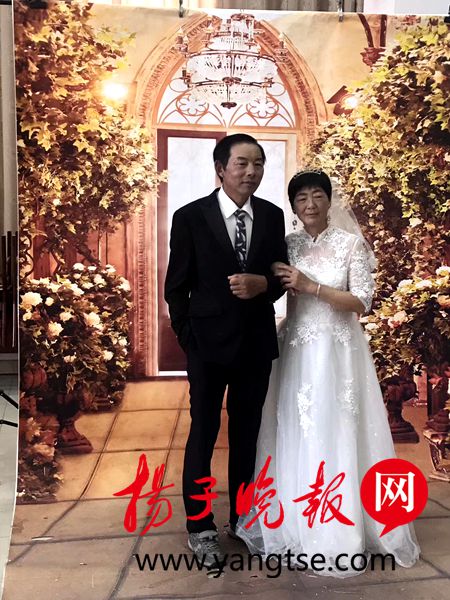 3天200多对老人报名 望亭公益摄影留下金婚银婚最美瞬间