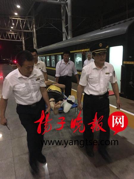 响水旅客腰部受伤 连云港东站特例变更站台助
