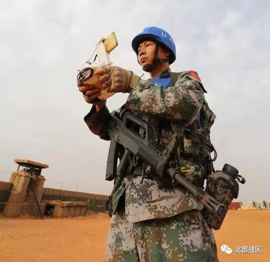 以笔作枪,写尽军旅,最美“兵记者”一直在路上!