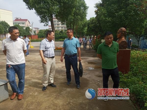 邵东县魏家桥镇中心中学赴邵阳县岩口铺学校参观v中学初中标名著新课图片