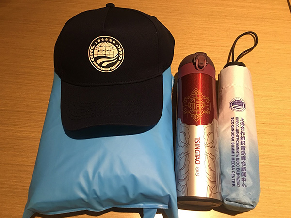 打开这个上合峰会媒体包,你会看到青岛的热情