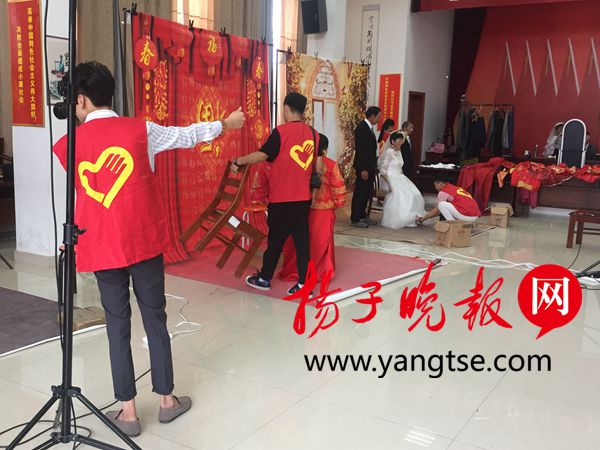 3天200多对老人报名 望亭公益摄影留下金婚银婚最美瞬间