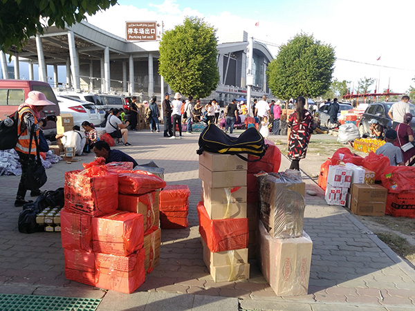 霍尔果斯的注册经济:工商营业执照登记用纸几