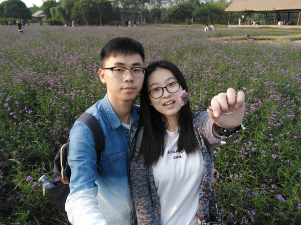 生活在上海 | 学霸情侣,愿做彼此的分子伴侣