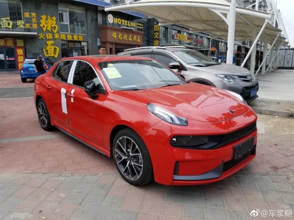 【博狗扑克】分体大灯个性!领克03实车谍照首曝:搭载1.5T发动机 【博狗扑克】分体大灯个性!领克03实车谍照首曝:搭载1.5T发动机