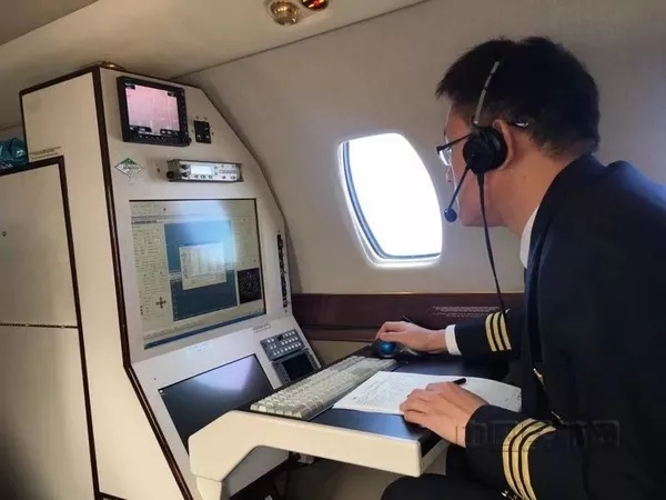 УԱ־ʹùУϵͳзУ顣 