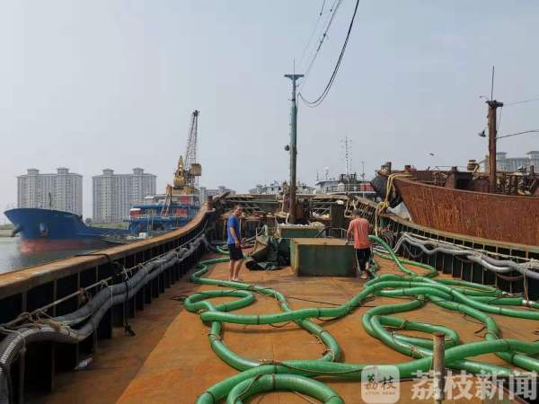 南通地总人口_南通滨江公园(3)