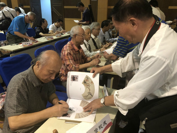 在欣赏胡振郎,苏春生,陈世中,应诗流,张复兴,王家骅,陈福兴,万芾,汪凯