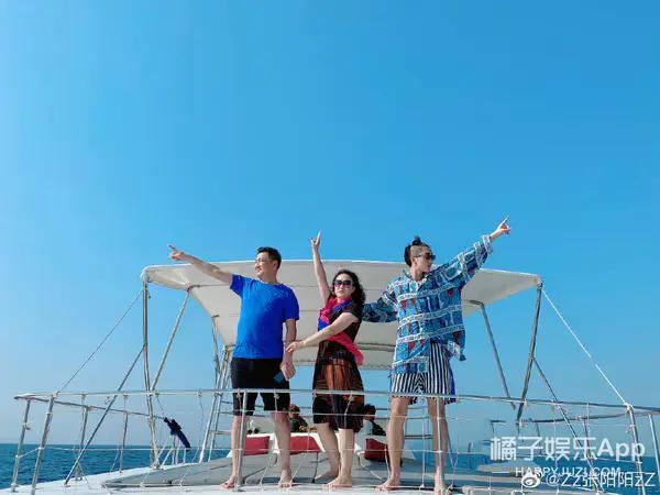 他都结婚了,我怎么还在追星...