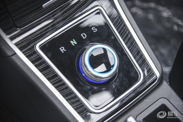 2018重庆车展:力帆650EV上市 补贴后售价7.9