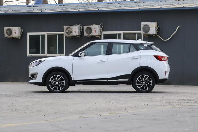 众泰T300 1.5L CVT车型将于6月6日正式上市 继续丰富产品线