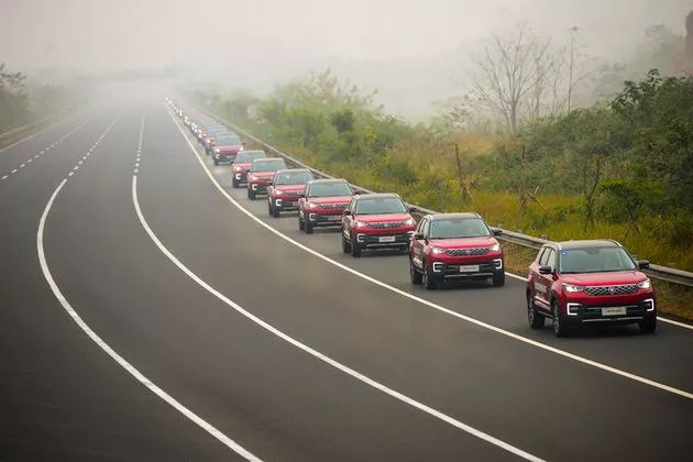 长安最美SUV:轿跑造型COUPE车名,2.0T车型预售14.99万起!