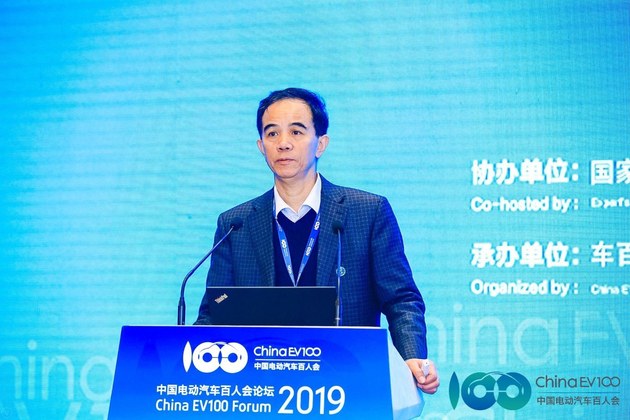 百人会孙逢春 让高寒不再困扰新能源汽车