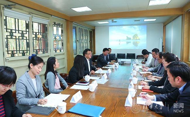 教育部国际司副司长方军一行来清华调研