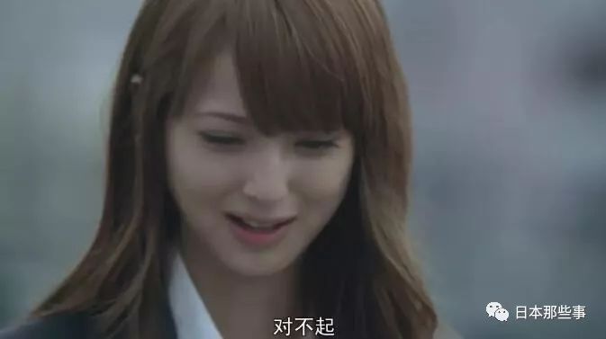 佐佐木希人生自带光环 为人妻人母后气质愈发成熟