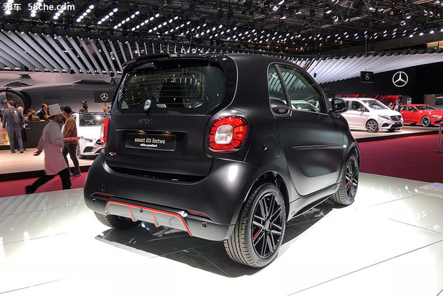 2018巴黎车展 smart EQ fortwo 特别版