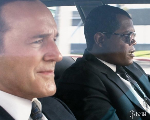 《惊奇队长》首映礼海量现场照 女神低胸装性感无比