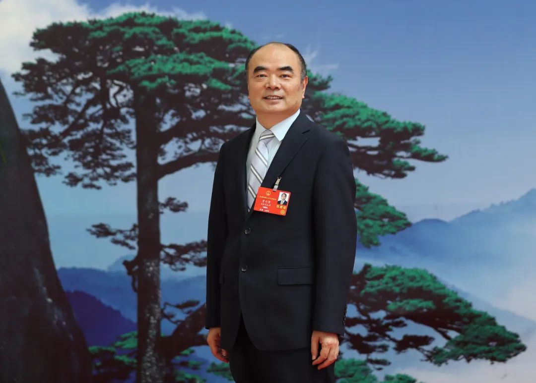 元之源老总_臻源国际老总黄国庆