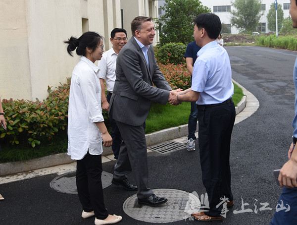 江山市委书记童炜鑫调研全市人才工作