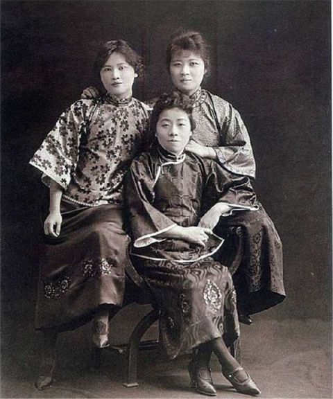 宋庆龄珍贵老照片，第三张与孙中山结婚照，第五张美若天仙！