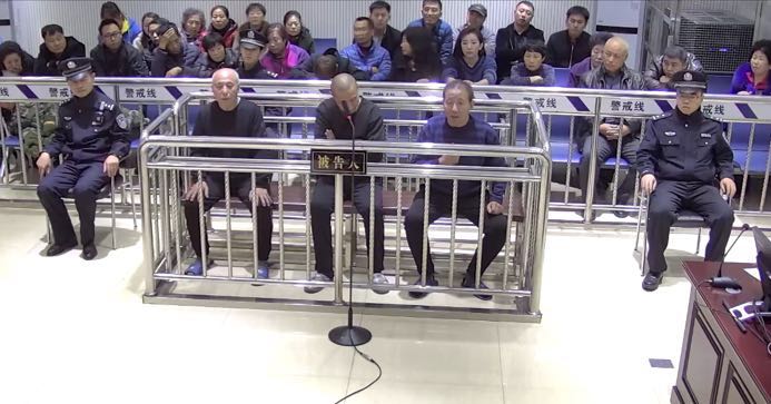 占地合同造假 4人分土地承包款被诉敲诈勒索