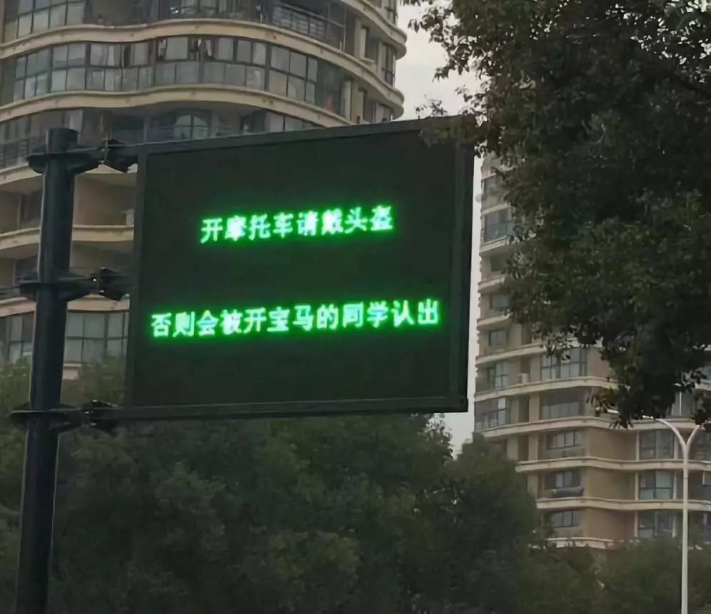 2018最喜感照片，哈哈哈！看到第一张就笑抽了！