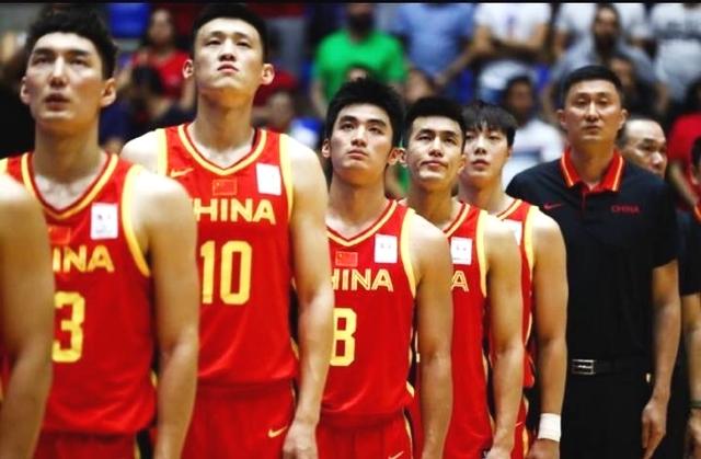 山东男篮最新名单公示 dM8k-hikxxna1870594.jpg