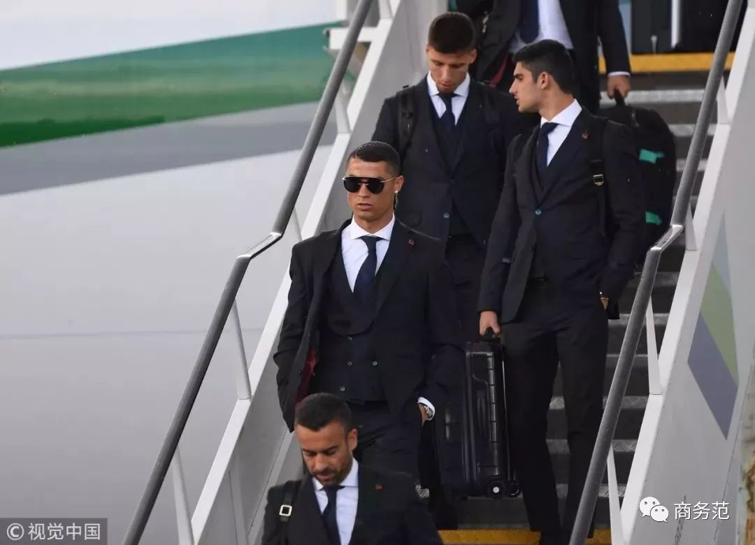 英格兰平价西装vs法国奢华高定 世界杯各队出