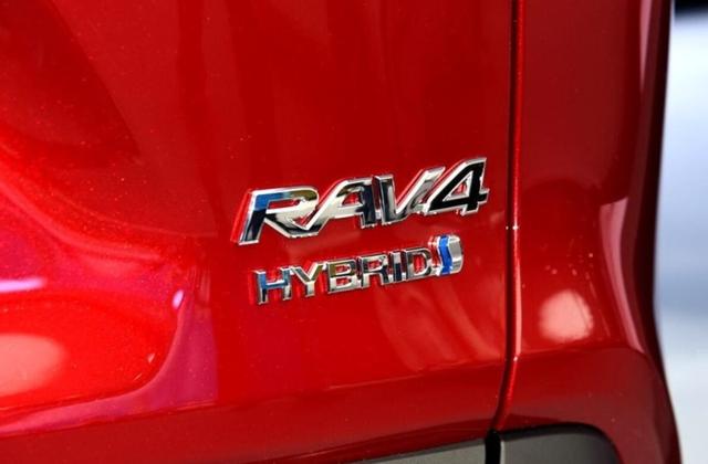 家用风变越野风,全新RAV4荣放亮相要抢谁的饭碗?