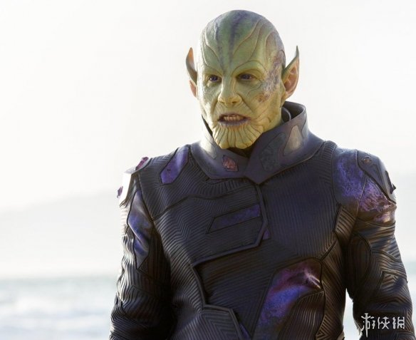 《惊奇队长》首映礼海量现场照 女神低胸装性感无比