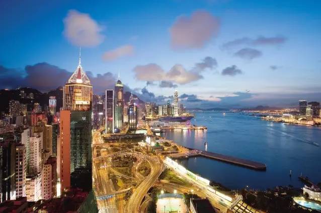 下个月，昆明去香港可以坐高铁啦！只要7个多小时！票价是…