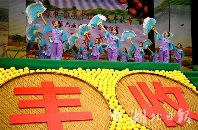 都说城里人会玩,其实咱湖北的农民朋友更会玩