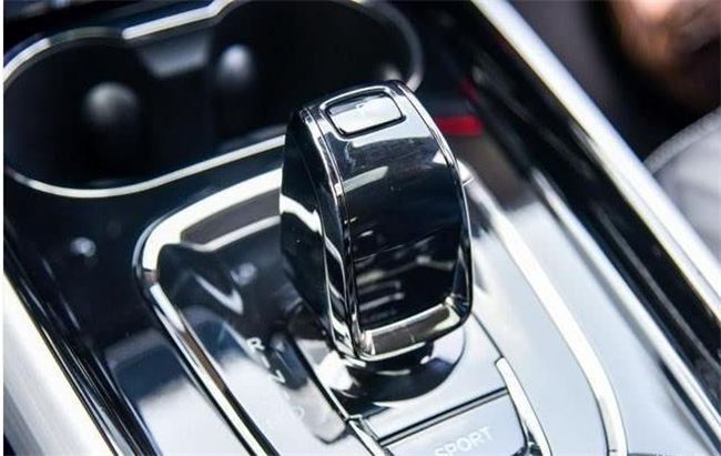 好车 | 国产新晋颜值小生  低价格,高逼格!